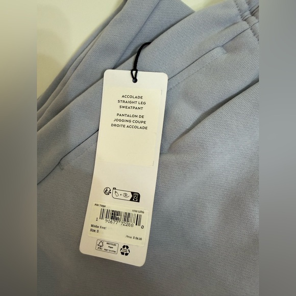 Alo Yoga Accolade Straight Leg Sweatpant Winter Frost NWT - Picture 4 of 4
